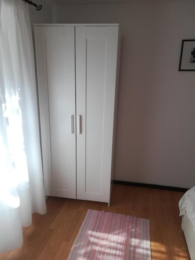 Appartamento Apartman Legac Starigrad  Esterno foto